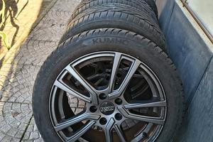 Cerchi in lega R17 Golf con pneumatici 205 50r17