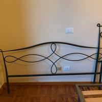 Letto matrimoniale in ferro battuto