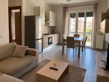 Bilocale in zona GEMELLI - BALCONE
