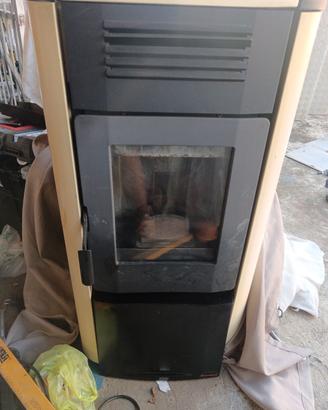 stufa a pellet 