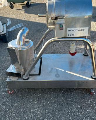 PASSATRICE ROBO COUPE C200