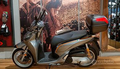 Honda SH 300