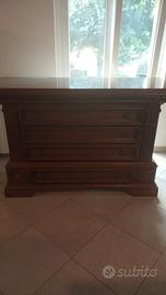 Cassettone classico in legno