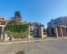 VILLA A SCHIERA A FOGGIA