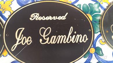 Ovale vintage con scritta