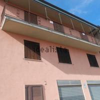 Appartamento primo piano in contesto bifamiliare