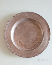 Vecchio Piatto in Peltro