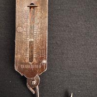 Bilancia tascabile vintage a molla con gancio