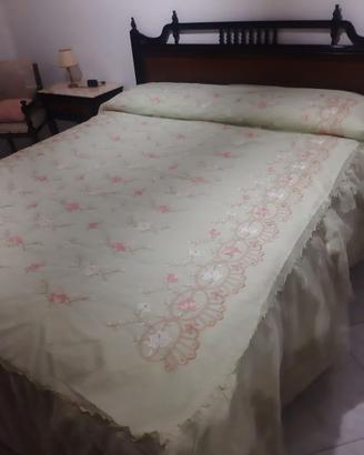Coperta matrimoniale anni '60, in raso e tulle