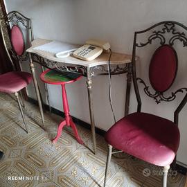 console completa di due sedie imbottite