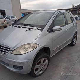 Ricambi Mercedes Classe A 2007 W169 2.0 CDI 640941