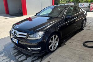Mercedes Classe C 220 CDI Coupé AMG Automatico