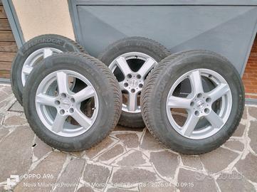 Gomme e cerchi in lega r16