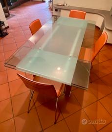 tavolo allungabile in noce e cristallo