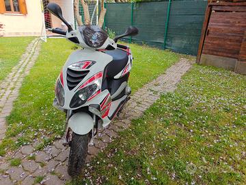 piaggio ngr