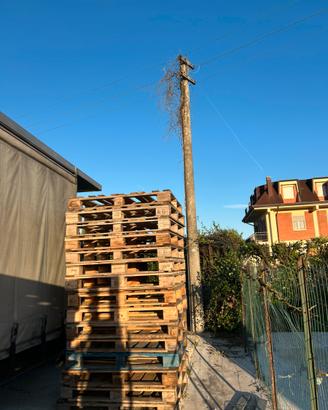 Stock 23 bancali usati fai da te
