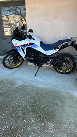 Honda transalp 750