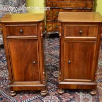 Coppia di antichi comodini cappuccino primi  900