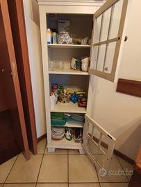 mobile in legno bianco con ripiani-multiuso