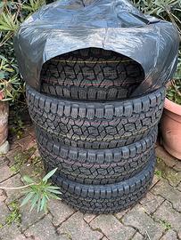 Gomme tassellate  235  60  18