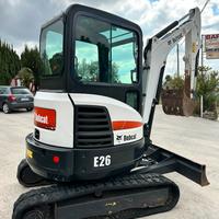 ESCAVATORE MINIESVATORE BOBCAT E26 26 Quintali