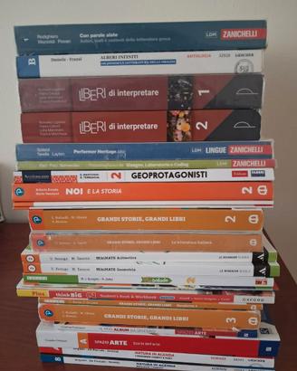 Libi di testo scuole medie/superiori nuovi/ottimi