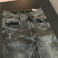 JEANS NERI UOMO/RAGAZZO CON STRAPPI