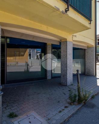 NEGOZIO A CASALETTO LODIGIANO