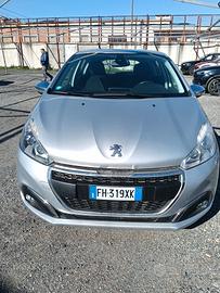 Peugeot 208 PureTech 82 5 porte Allure