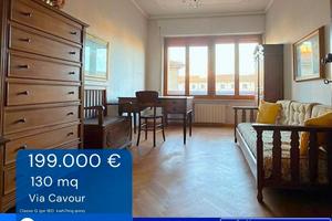 Via Cavour- quadrivano centrale e luminoso