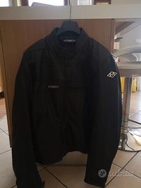 giubbotto in pelle da moto 
