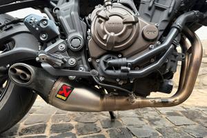Yamaha MT-07 (2018) - Akrapovič Full - 20k km