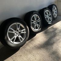 Cerchi Audi con pneumatici invernali Pirelli