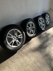 Cerchi Audi con pneumatici invernali Pirelli