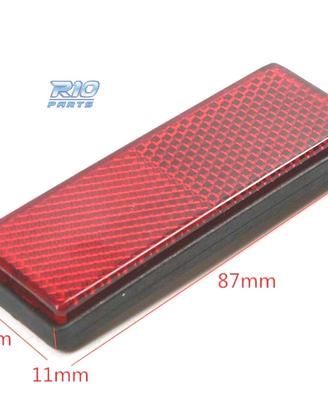 SET DI 2 CATADIOTTRI DI COLORE ROSSO