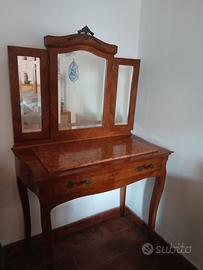 Toeletta Art Déco anni ’30 con marmo originale