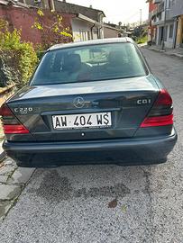 Mercedes nero smeraldo anno 1998