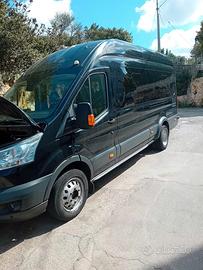 minibus transit 18 posti