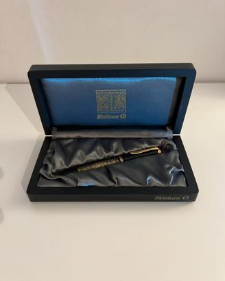 Pelikan Toledo M700
