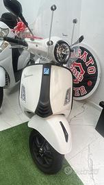 Vespa 300 gts