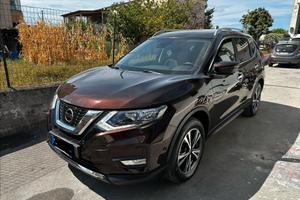 NISSAN X - TRAIL 
