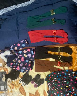 Pack di vestiti da bambine !