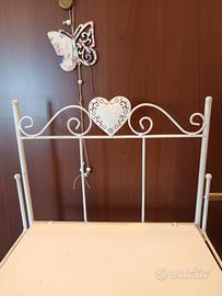 mobiletto in ferro battuto 