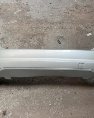 Ford focus mk2 berlina paraurti posteriore