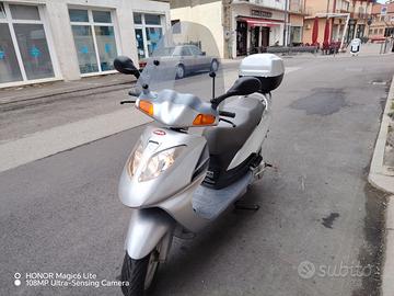 scooter daelim 125
