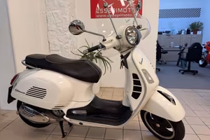 Vespa GTS 300