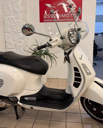 Vespa GTS 300
