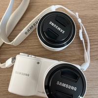 Macchina fotografica mirrorless Samsung NX2000
