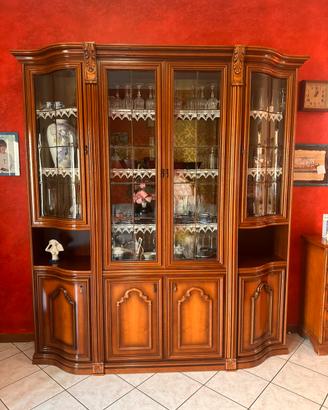 credenza/vetrina in stile classico