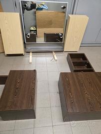 specchio più mobiletti per bagno